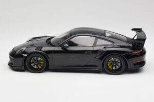 Porsche 911 991.2 GT3 RS Weissach Package Черен & Черни Джанти Minichamps 1:18 153068228 Метал — снимка 3 от 6