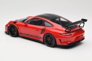 Porsche 911 991.2 GT3 RS Weissach Package Guards Red Черни Джанти Minichamps 1:18 153068223 Метал — снимка 5 от 6