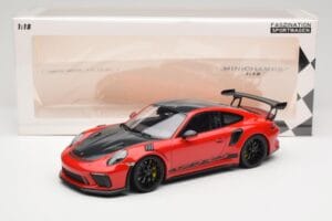 Porsche 911 991.2 GT3 RS Weissach Package Guards Red Черни Джанти Minichamps 1:18 153068223 Метал — снимка 6 от 6