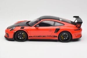 Porsche 911 991.2 GT3 RS Weissach Package Lava Orange Wording Черни Магнезиеви Джанти Minichamps 1:18 153068226 Метал — снимка 3 от 6