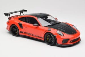 Porsche 911 991.2 GT3 RS Weissach Package Lava Orange Wording Черни Магнезиеви Джанти Minichamps 1:18 153068226 Метал — снимка 4 от 6