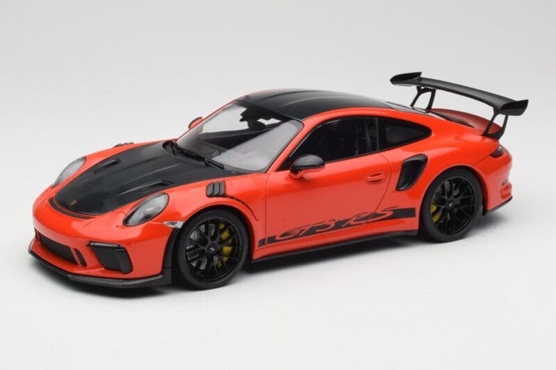 Porsche 911 991.2 GT3 RS Weissach Package Lava Orange Wording Черни Магнезиеви Джанти Minichamps 1:18 153068226 Метал