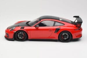 Porsche 911 991.2 GT3 RS Weissach Package Червен с Черни Джанти Minichamps 1:18 155068230 Метал — снимка 3 от 6