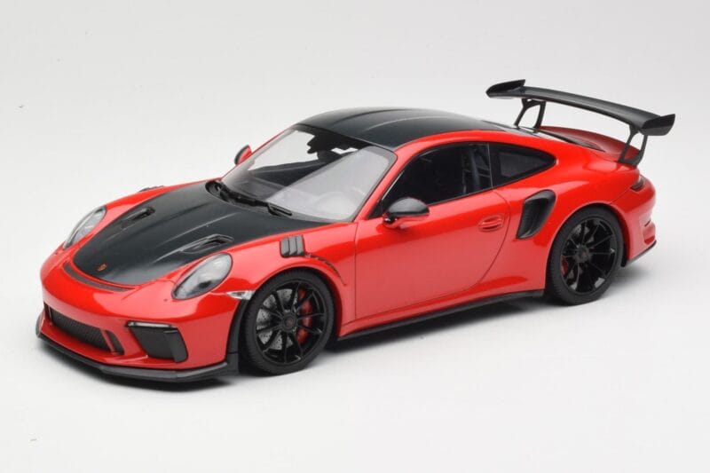 Porsche 911 991.2 GT3 RS Weissach Package Червен с Черни Джанти Minichamps 1:18 155068230 Метал