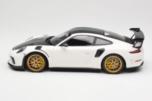 Porsche 911 991.2 GT3 RS Weissach Package Бял Златни Магнезиеви Джанти Minichamps 1:18 153068238 Метал — снимка 3 от 6