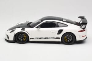 Porsche 911 991.2 GT3 RS Weissach Package Бял Wording Черни Магнезиеви Джанти Minichamps 1:18 153068225 Метал — снимка 3 от 6