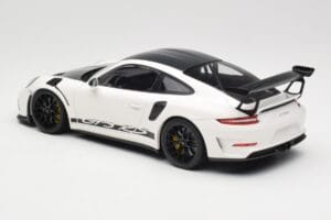 Porsche 911 991.2 GT3 RS Weissach Package Бял Wording Черни Магнезиеви Джанти Minichamps 1:18 153068225 Метал — снимка 5 от 6