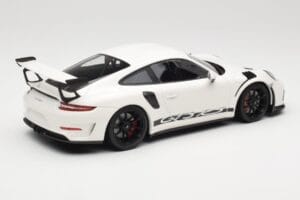 Porsche 911 991.2 GT3 RS Бял с Черни Джанти Minichamps 1:18 155068224 Метал — снимка 2 от 6