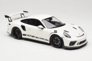 Porsche 911 991.2 GT3 RS Бял с Черни Джанти Minichamps 1:18 155068224 Метал — снимка 4 от 6