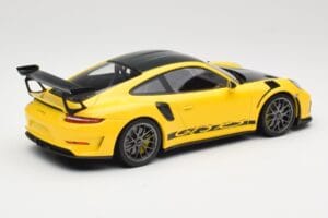 Porsche 911 991.2 GT3 RS Жълт Weissach Package Platinum Wheels Minichamps 1:18 155068221 Метал — снимка 2 от 6