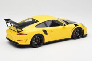 Porsche 911 991.2 GT3 RS Жълт с Черни Джанти Minichamps 1:18 155068231 Метал — снимка 2 от 6