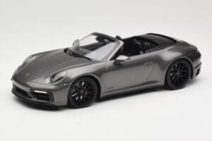 Porsche 911 992 Carrera 4 GTS Кабриолет Grey Metallic Minichamps 1:18 155063031 Метал