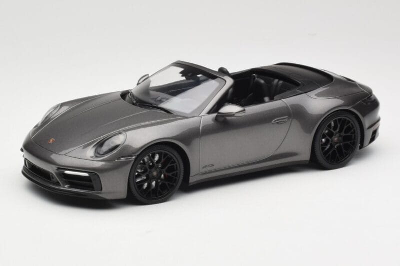 Porsche 911 992 Carrera 4 GTS Кабриолет Grey Metallic Minichamps 1:18 155063031 Метал