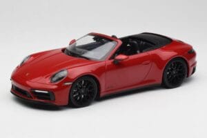 Porsche 911 992 Carrera 4 GTS Кабриолет Червен Minichamps 1:18 155063032 Метал