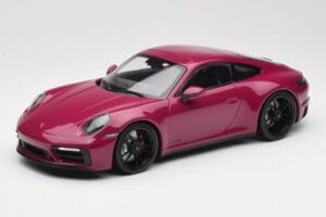 Porsche 911 992 Carrera 4 GTS Rubystar Minichamps 1:18 155063102 Метал
