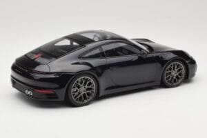 Porsche 911 992 Carrera 4S Blue Metallic Minichamps 1:18 155067321 Метал — снимка 2 от 6