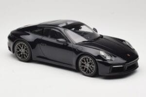 Porsche 911 992 Carrera 4S Blue Metallic Minichamps 1:18 155067321 Метал — снимка 4 от 6