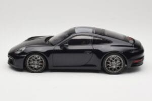 Porsche 911 992 Carrera 4S Blue Metallic Minichamps 1:18 155067321 Метал — снимка 5 от 6