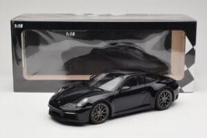 Porsche 911 992 Carrera 4S Blue Metallic Minichamps 1:18 155067321 Метал — снимка 6 от 6