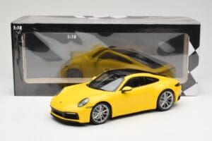 Porsche 911 992 Carrera 4S Жълт Minichamps 1:18 155067320 Метал — снимка 6 от 6