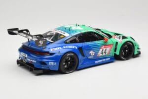 Porsche 911 992 GT3 R Falken #44 D. Eriksson / T. Heinemann 24 Hours of Nurburgring 2023 Minichamps 1:18 113236344 Метал — снимка 3 от 8