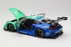 Porsche 911 992 GT3 R Falken #44 D. Eriksson / T. Heinemann 24 Hours of Nurburgring 2023 Minichamps 1:18 113236344 Метал — снимка 5 от 8