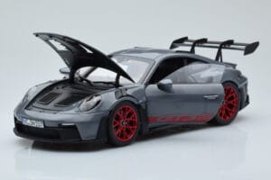 Porsche 911 992 GT3 RS Arctic Сив Pyro Червен Norev 1:18 187350 Метал — снимка 2 от 8