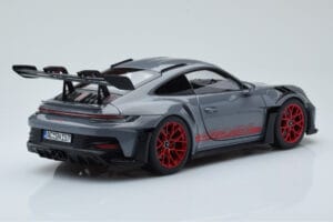 Porsche 911 992 GT3 RS Arctic Сив Pyro Червен Norev 1:18 187350 Метал — снимка 3 от 8