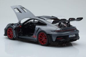 Porsche 911 992 GT3 RS Arctic Сив Pyro Червен Norev 1:18 187350 Метал — снимка 5 от 8