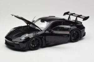 Porsche 911 992 GT3 RS Черен & Черни Джанти Concept Minichamps 1:18 911992003 Метал — снимка 2 от 8