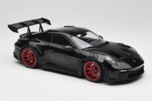 Porsche 911 992 GT3 RS Черен & Червени Джанти & Черен Декор Minichamps 1:18 153062240 Метал — снимка 4 от 6