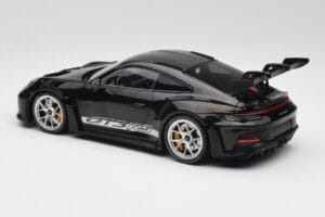 Porsche 911 992 GT3 RS Черен Със Сребристи Джанти Minichamps 1:18 155062231 Метал — снимка 5 от 6