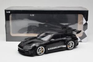 Porsche 911 992 GT3 RS Черен Със Сребристи Джанти Minichamps 1:18 155062231 Метал — снимка 6 от 6