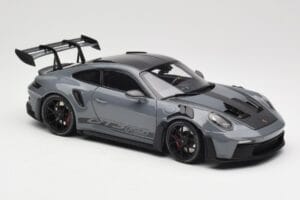 Porsche 911 992 GT3 RS Crayon Weissach Package & Black Wheels Minichamps 1:18 110062024 Метал — снимка 6 от 8