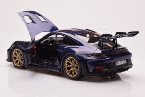 Porsche 911 992 GT3 RS Gentian Син Металик Norev 1:18 187363 Метал — снимка 5 от 8