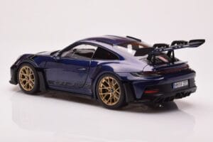 Porsche 911 992 GT3 RS Gentian Син Металик Norev 1:18 187363 Метал — снимка 7 от 8