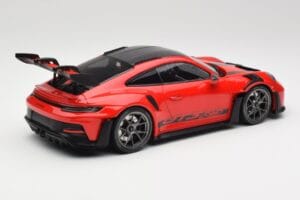 Porsche 911 992 GT3 RS Guards Червен & Сребристи Джанти Weissach Package Minichamps 1:18 153062246 Метал — снимка 2 от 6