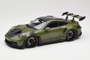 Porsche 911 992 GT3 RS Nato Olive & Black Wheels Minichamps 1:18 110062027 Метал