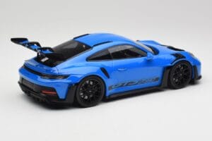 Porsche 911 992 GT3 RS Shark Син & Черни Джанти Minichamps 1:18 153062233 Метал — снимка 2 от 6