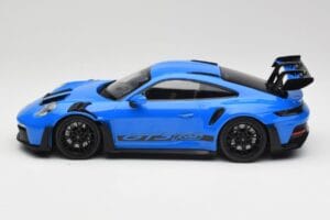 Porsche 911 992 GT3 RS Shark Син & Черни Джанти Minichamps 1:18 153062233 Метал — снимка 3 от 6