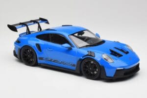 Porsche 911 992 GT3 RS Shark Син & Черни Джанти Minichamps 1:18 153062233 Метал — снимка 4 от 6