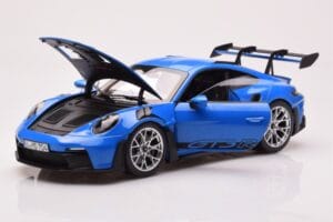 Porsche 911 992 GT3 RS Sharkblue Norev 1:18 187358 Метал — снимка 2 от 8