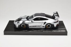 Porsche 911 992 GT3 RS Сребрист Weissach Package Minichamps 1:18 110062020 Метал