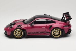 Porsche 911 992 GT3 RS Weissach Package Ruby Star Norev 1:18 187370 Метал — снимка 4 от 8