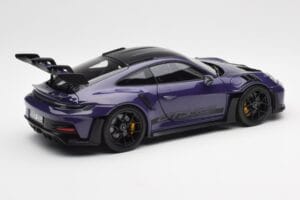 Porsche 911 992 GT3 RS Weissach Package Ultraviolet Norev 1:18 187368 Метал — снимка 3 от 8