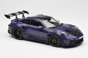 Porsche 911 992 GT3 RS Weissach Package Ultraviolet Norev 1:18 187368 Метал — снимка 6 от 8