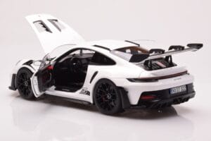 Porsche 911 992 GT3 RS Бял Norev 1:18 187361 Метал — снимка 5 от 8