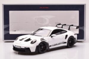 Porsche 911 992 GT3 RS Бял Norev 1:18 187361 Метал — снимка 8 от 8