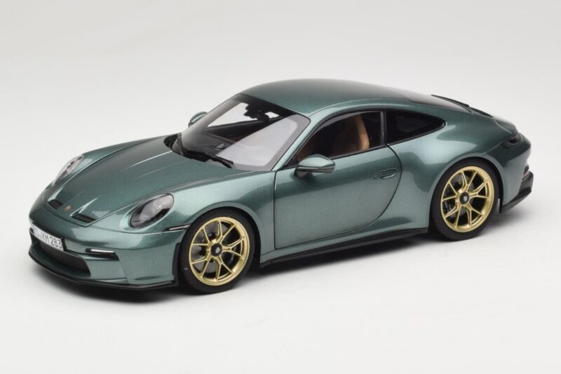 Porsche 911 992 GT3 Touring Package Malachite Green Metallic Norev 1:18 187382 Метал