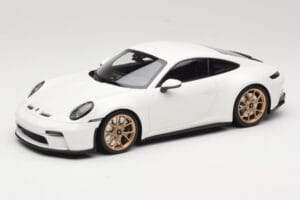 Porsche 911 992 GT3 Touring Бял Neodyme Wheels Minichamps 1:18 117069022 Метал